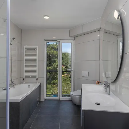 Visum Mare Tribus Bed & Breakfast *